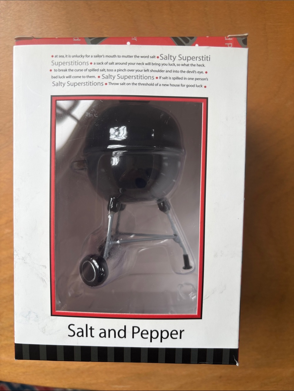 Salt and Pepper Grill-Shaped Shakers - Black